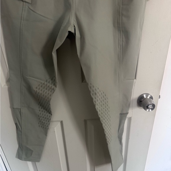NWT KERRITS Women’s Affinity Ice Knee Patch Sand Riding Pants Large Breeches - Picture 4 of 16